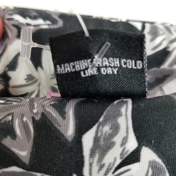 Golftini Women Fearless Skort Size Large Black Silver Print Butterfly Pickleball - Picture 10 of 11